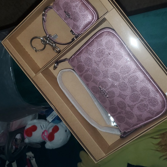 👀 UDATED PLEASE READ - Picture 7 of 7